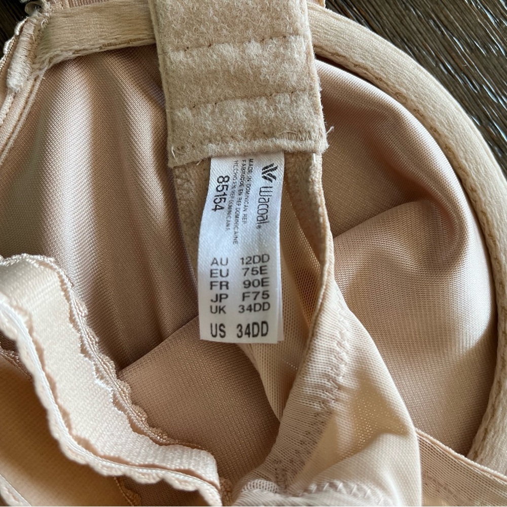 Wacoal Beige Embroidered T-Shirt Bra - Picture 4 of 8